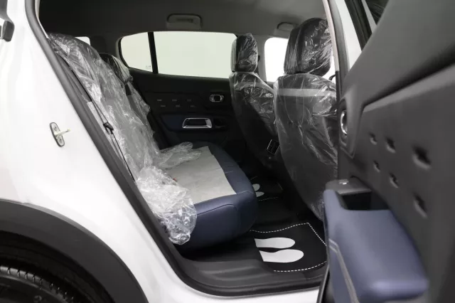 Автосалон: Citroen C5 Aircross