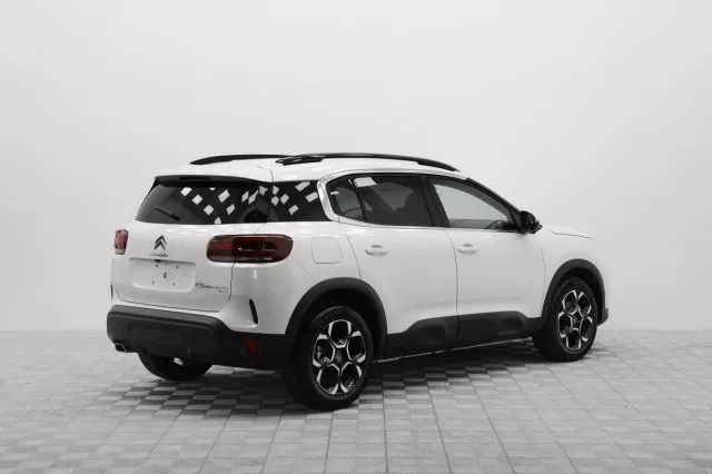 Автосалон: Citroen C5 Aircross