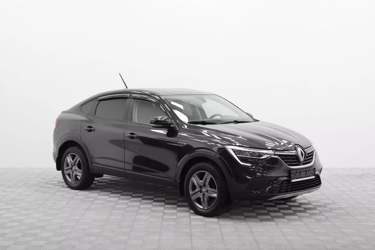 Автосалон: Renault Arkana