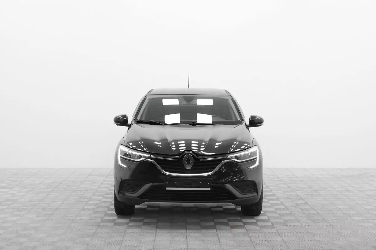 Автосалон: Renault Arkana