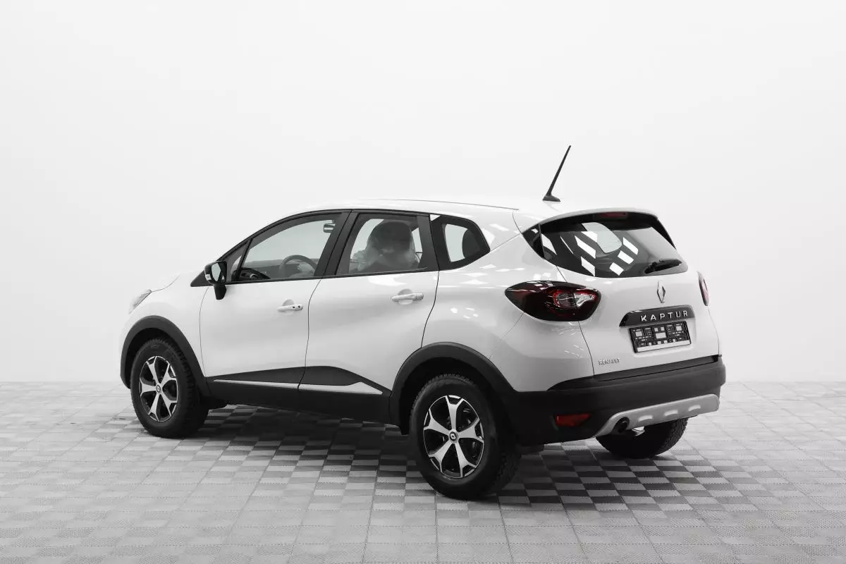 Автосалон: Renault Kaptur