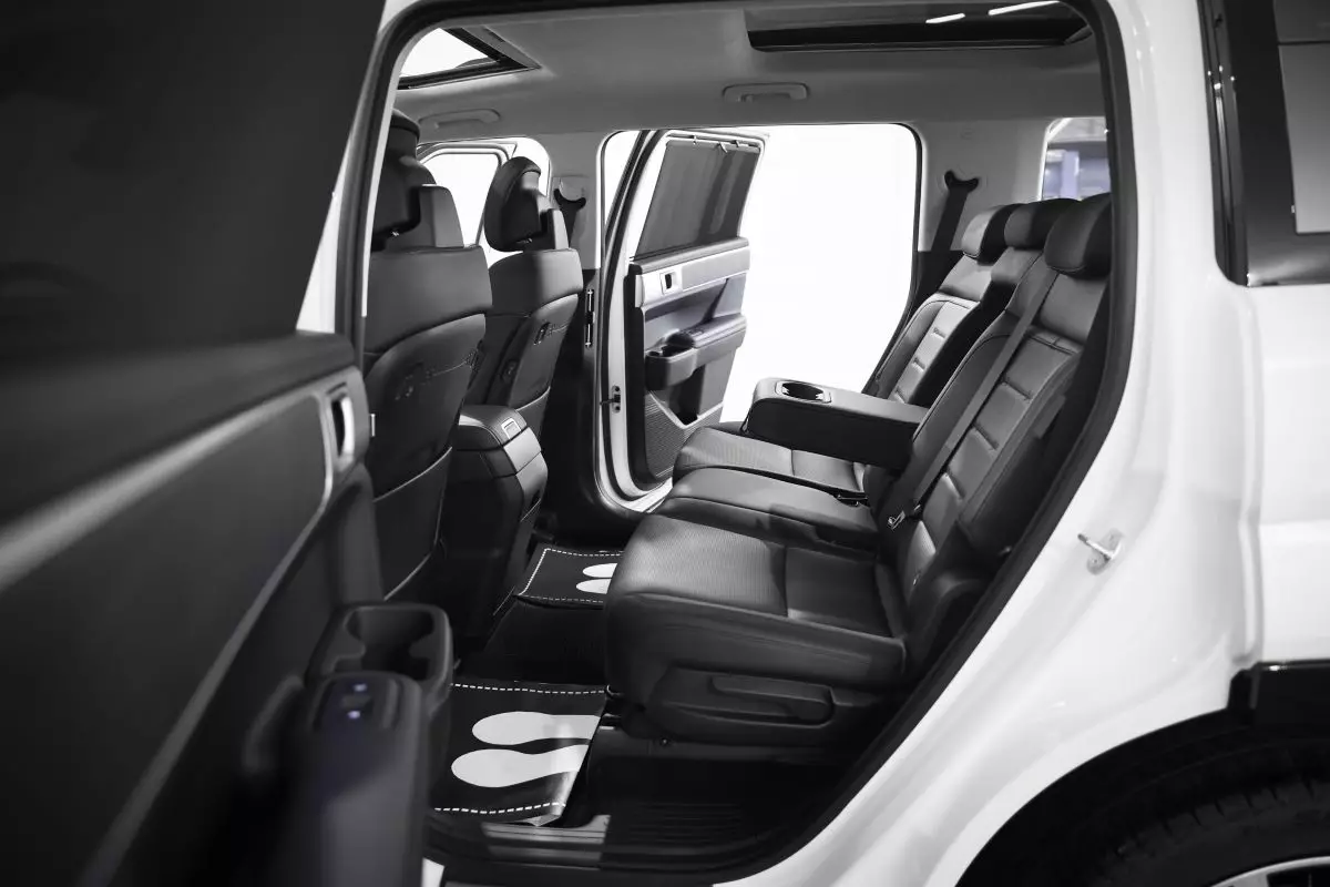 Автосалон: Hyundai Santa Fe New