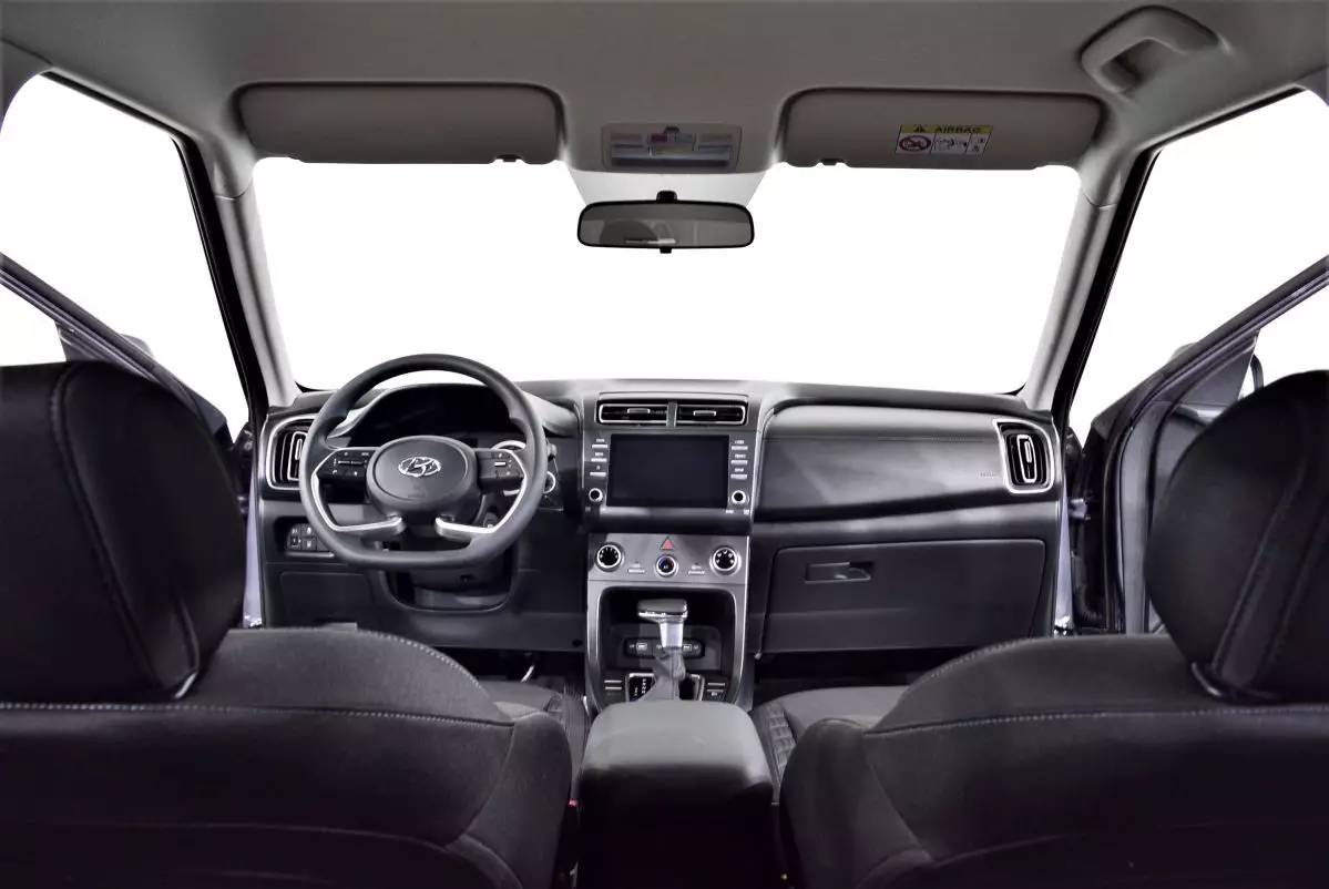 Автосалон: Hyundai Creta