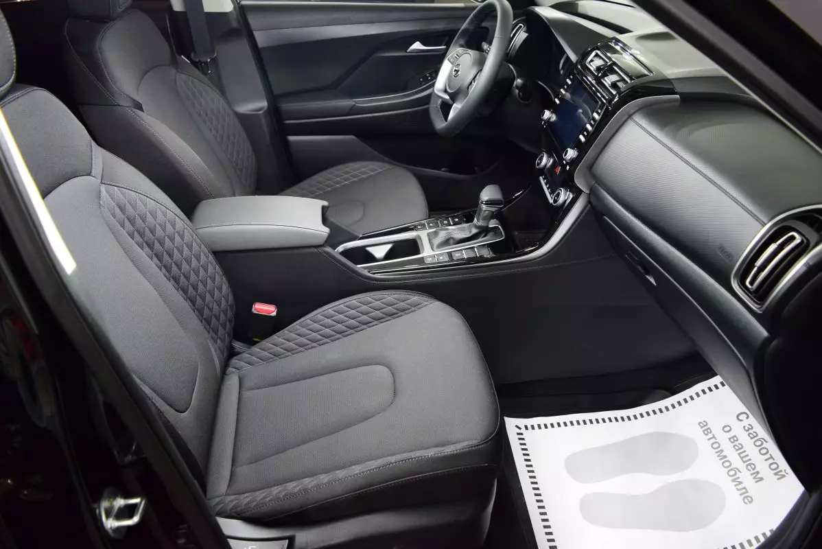 Автосалон: Hyundai Creta