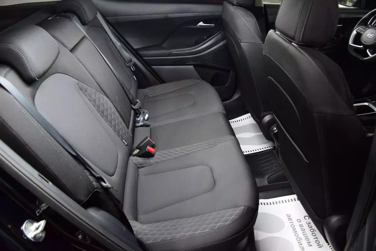 Автосалон: Hyundai Creta