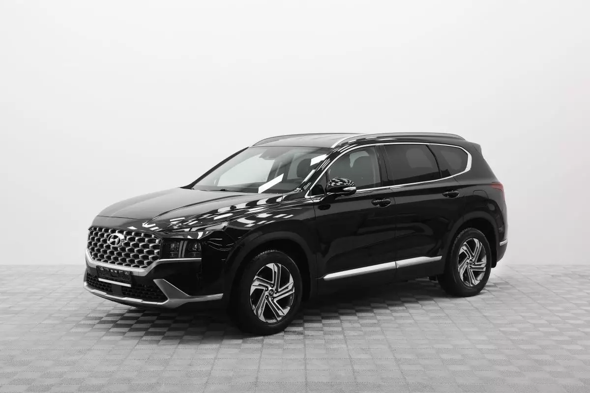 Автосалон: Hyundai Santa Fe