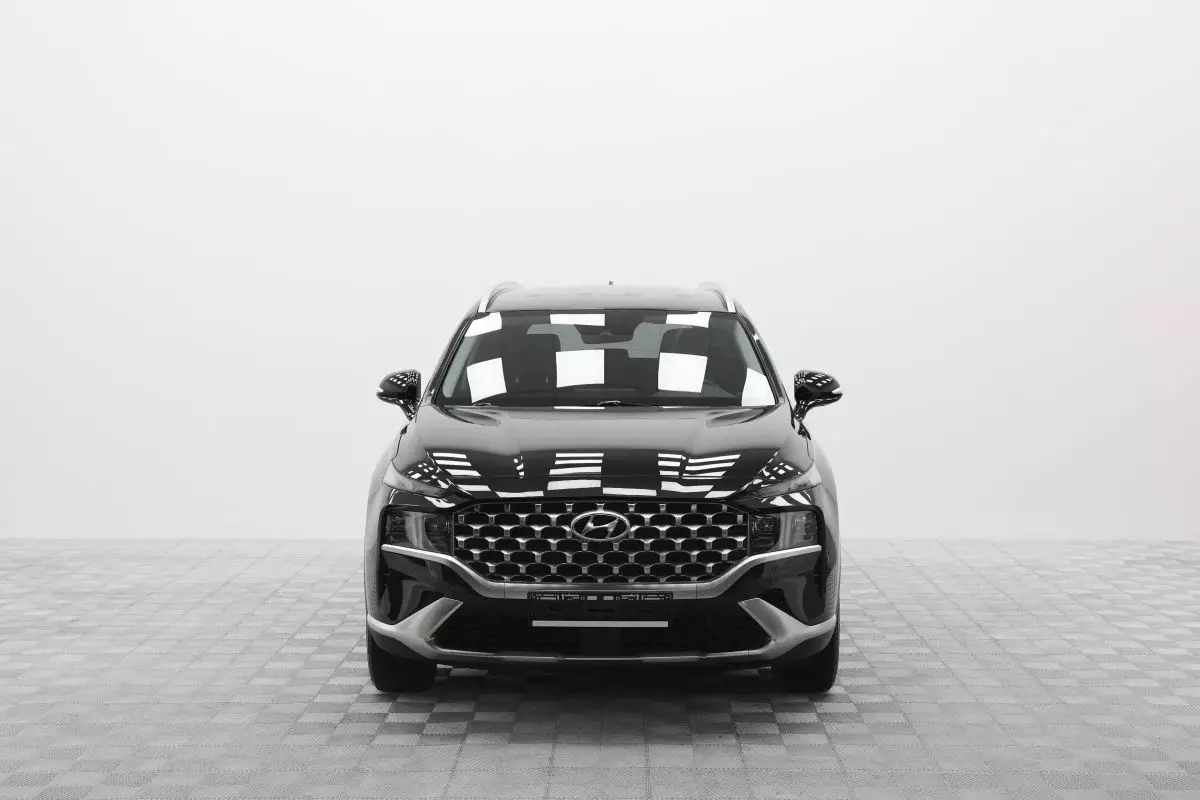 Автосалон: Hyundai Santa Fe