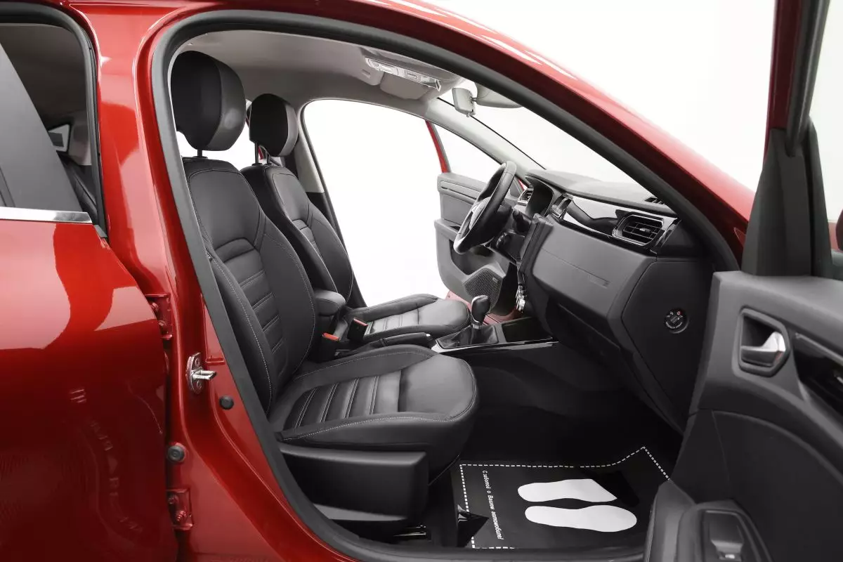 Автосалон: Renault Arkana