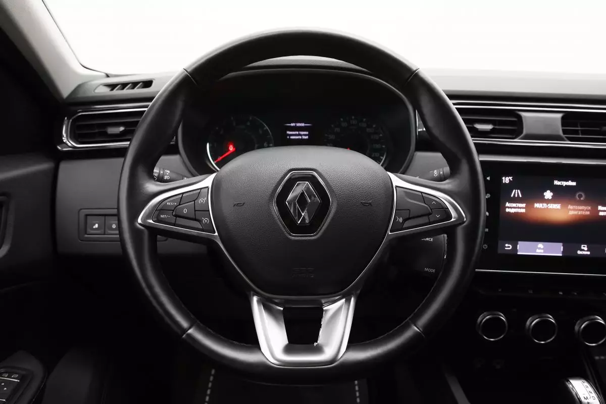 Автосалон: Renault Arkana