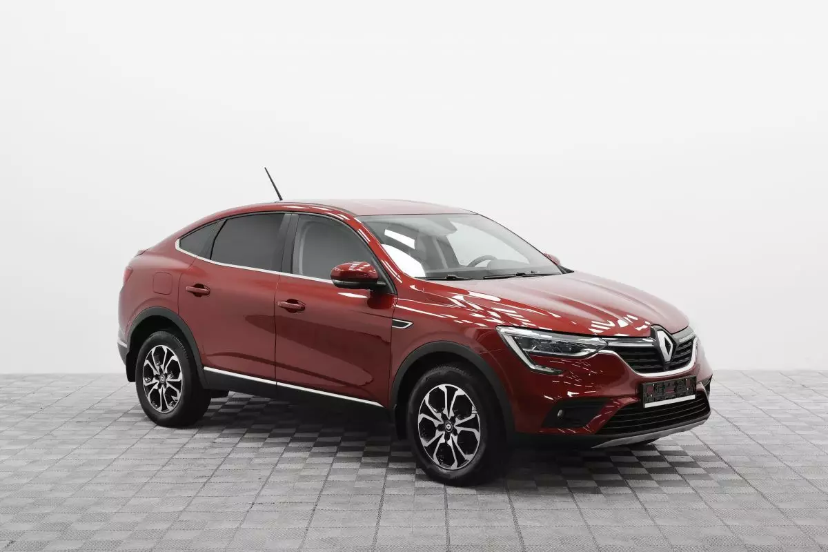 Автосалон: Renault Arkana