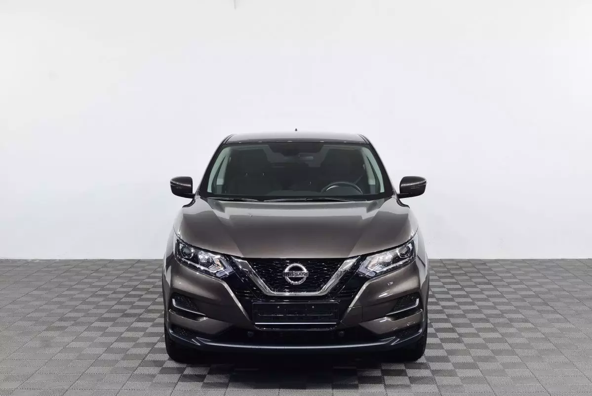 Автосалон: Nissan Qashqai