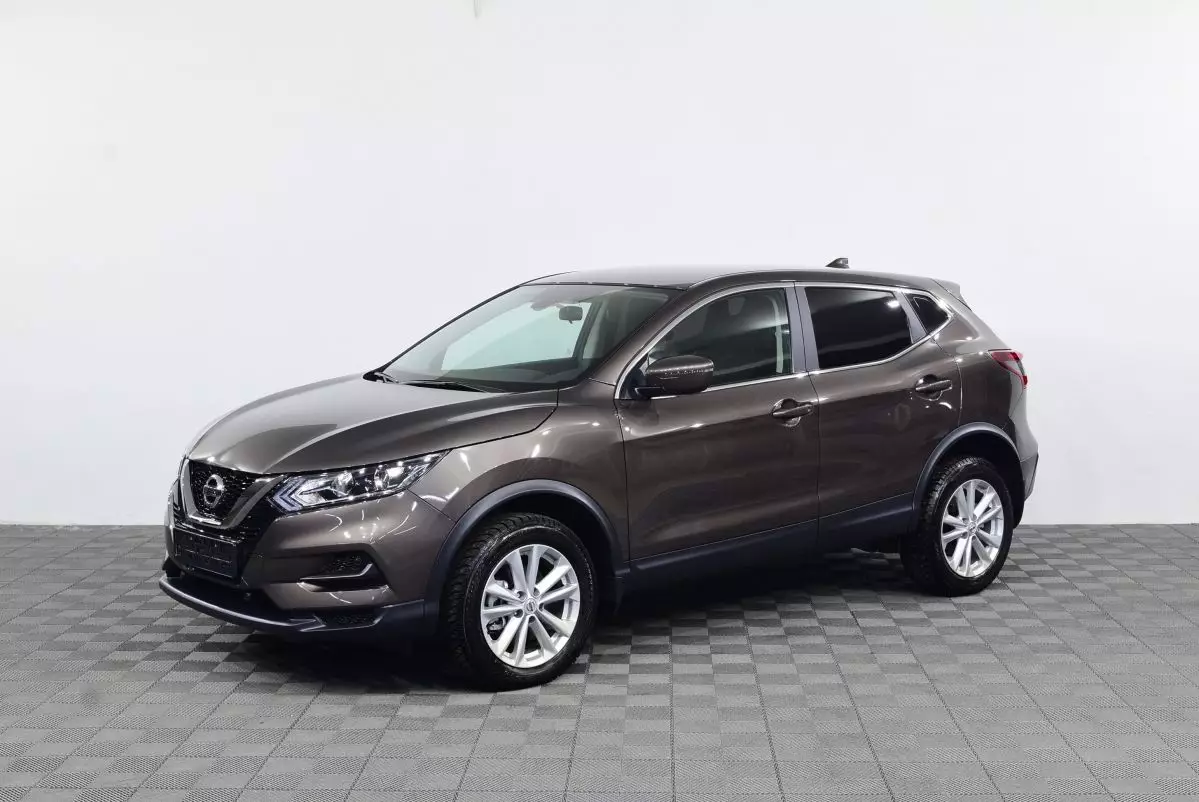 Автосалон: Nissan Qashqai