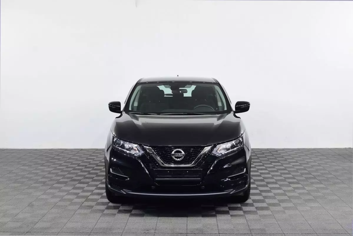 Автосалон: Nissan Qashqai