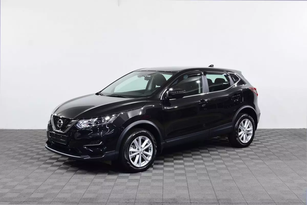 Автосалон: Nissan Qashqai