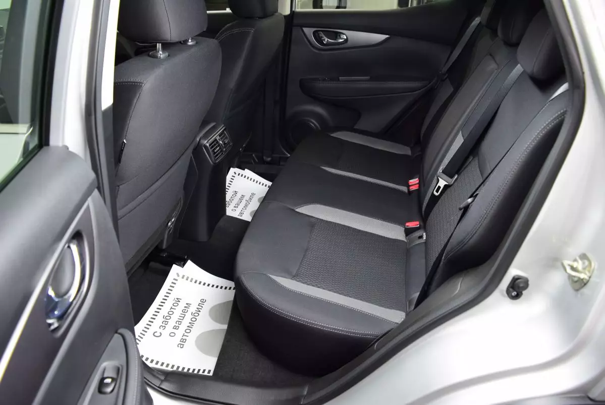 Автосалон: Nissan Qashqai