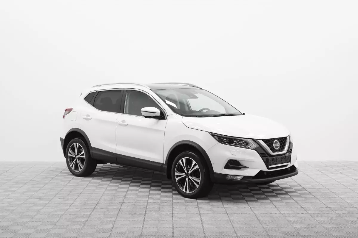 Автосалон: Nissan Qashqai