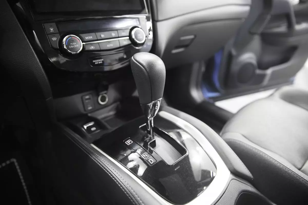 Автосалон: Nissan Qashqai