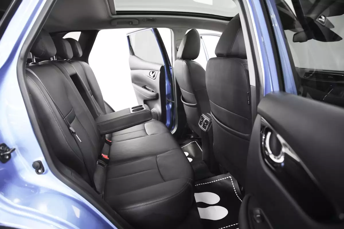 Автосалон: Nissan Qashqai