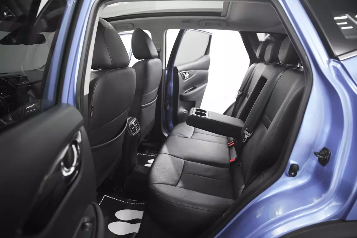 Автосалон: Nissan Qashqai