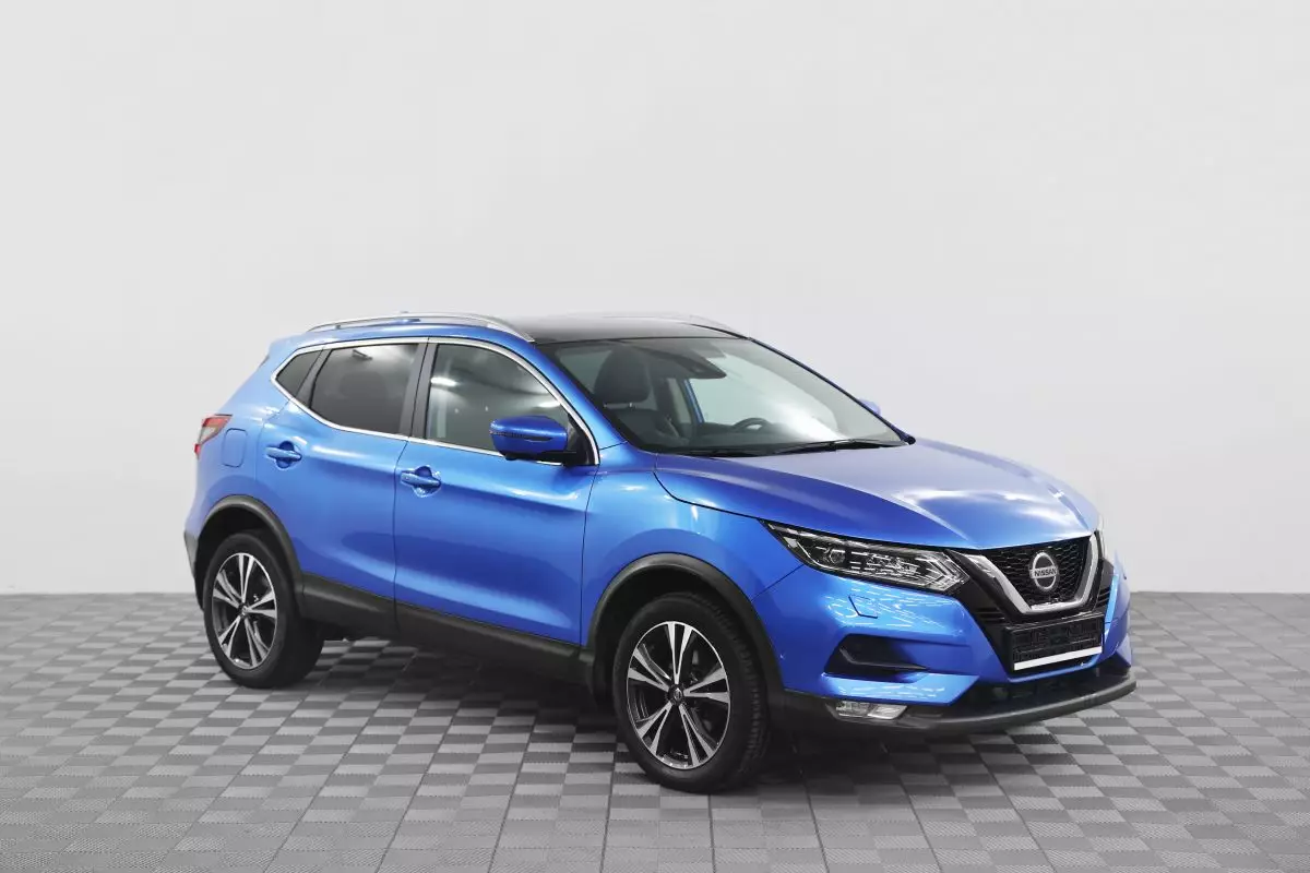 Автосалон: Nissan Qashqai