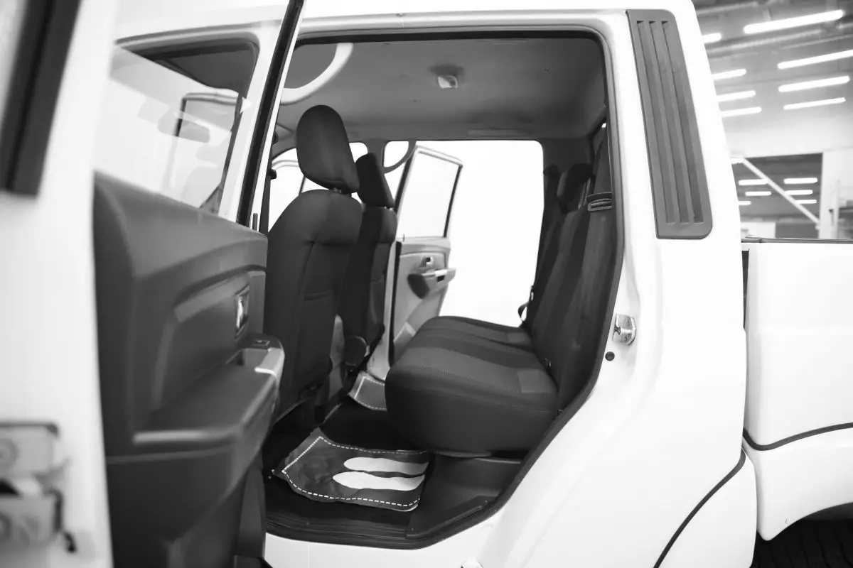 Автосалон: Uaz Пикап
