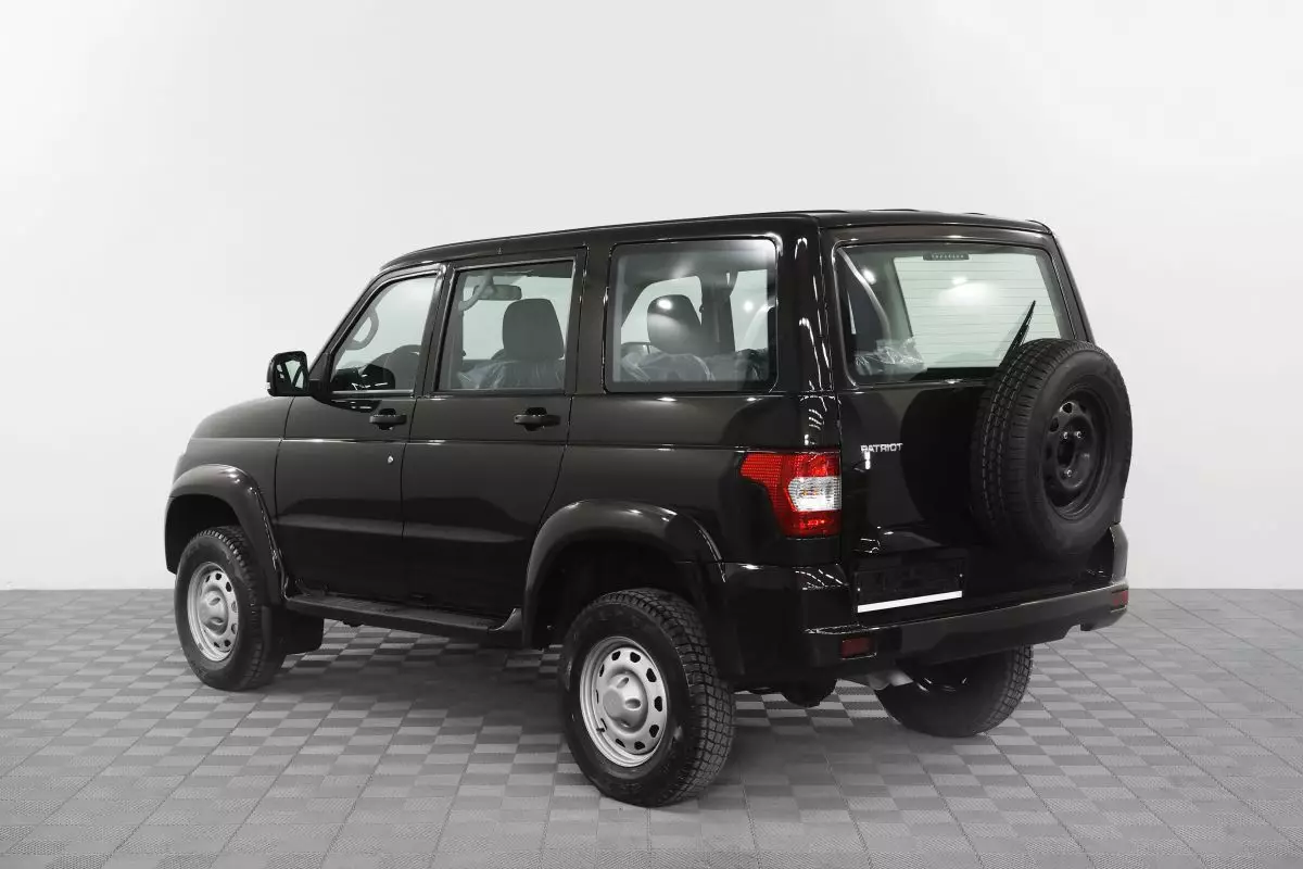 Автосалон: Uaz Patriot