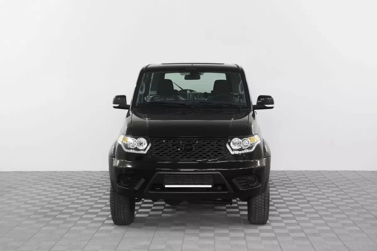Автосалон: Uaz Patriot