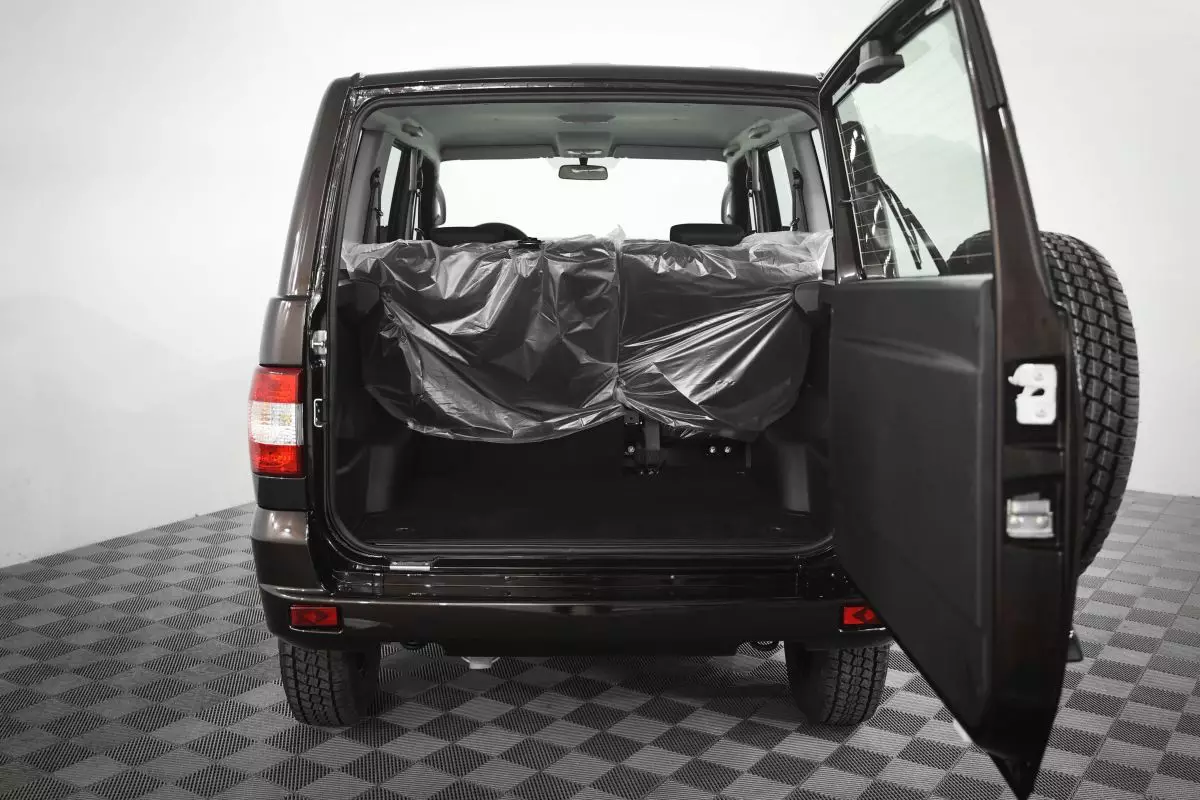 Автосалон: Uaz Patriot