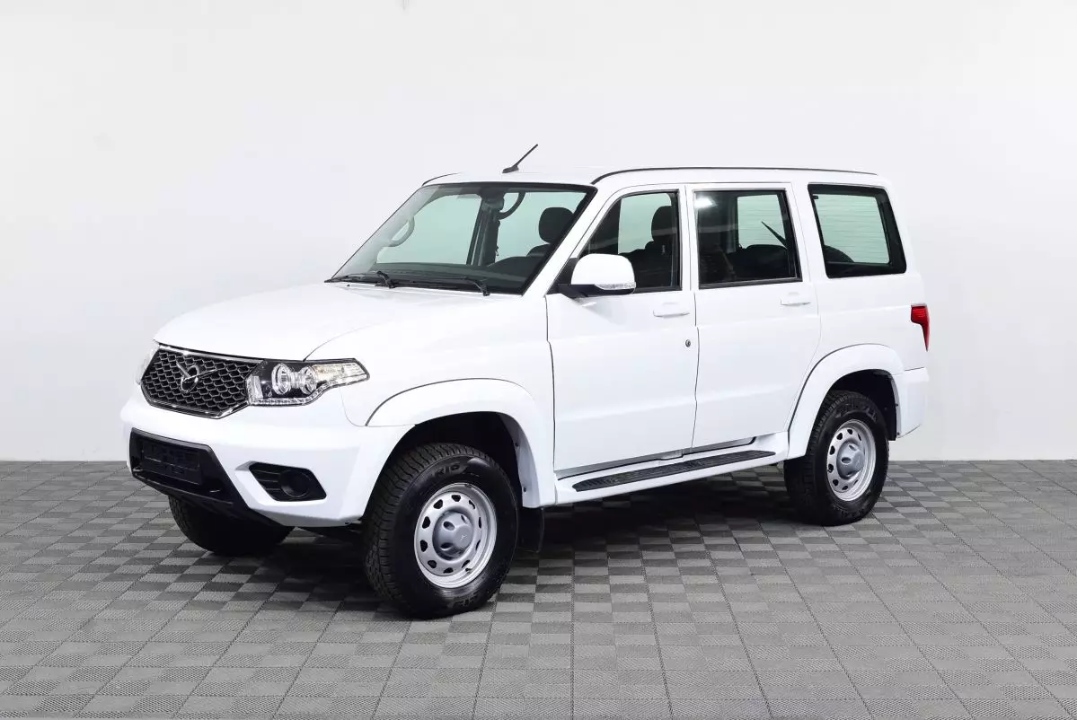 Автосалон: Uaz Patriot