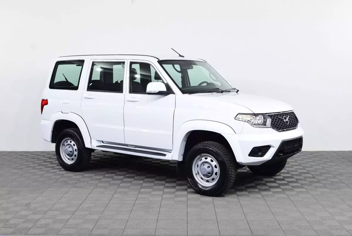 Автосалон: Uaz Patriot