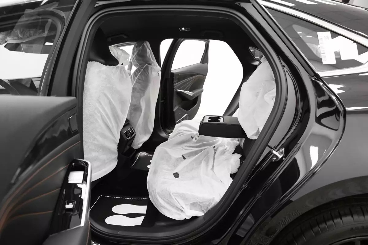 Автосалон: Geely Preface