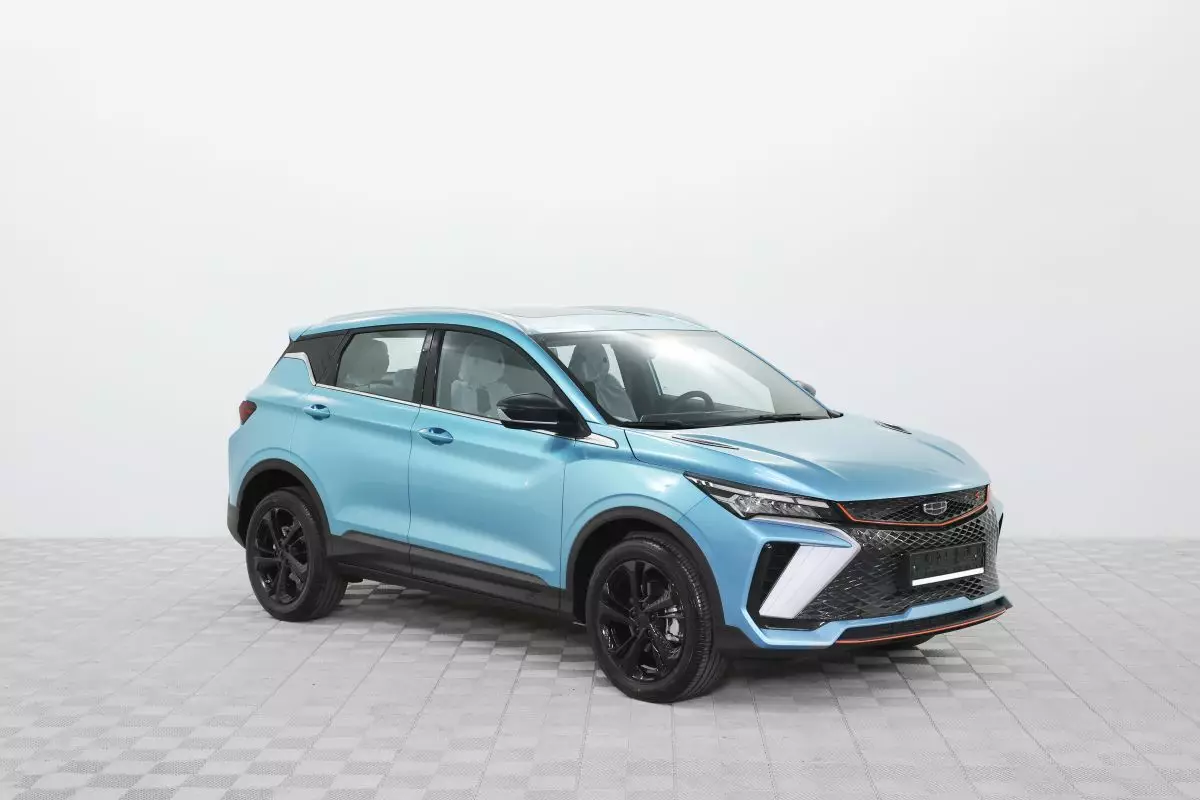 Автосалон: Geely Coolray