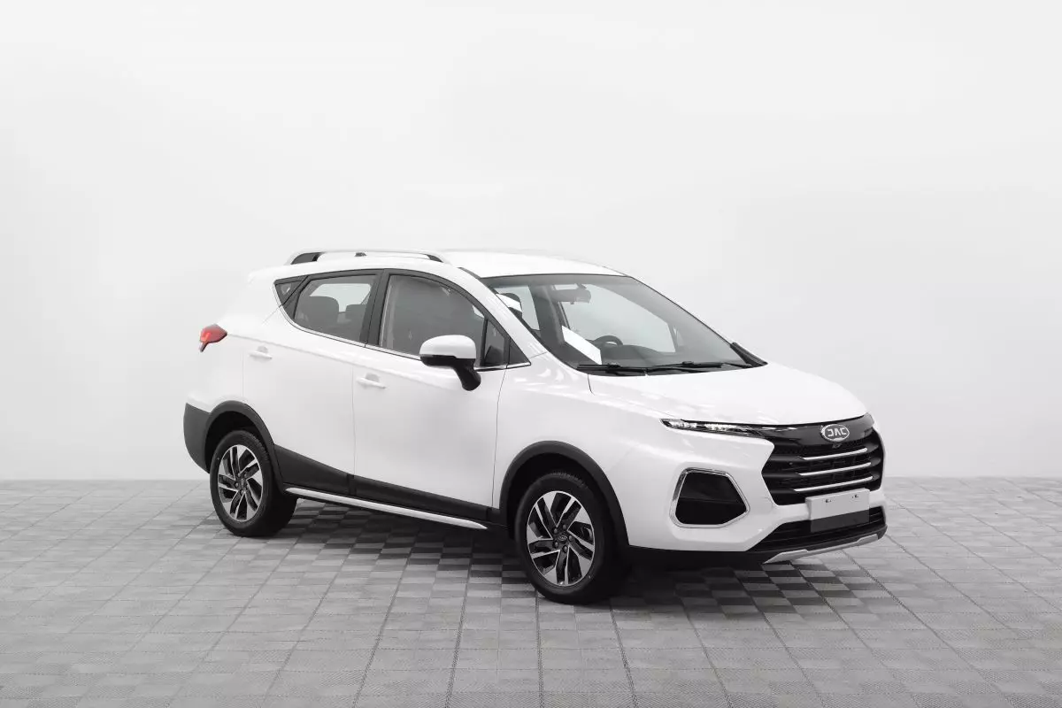 Автосалон: Jac JS3