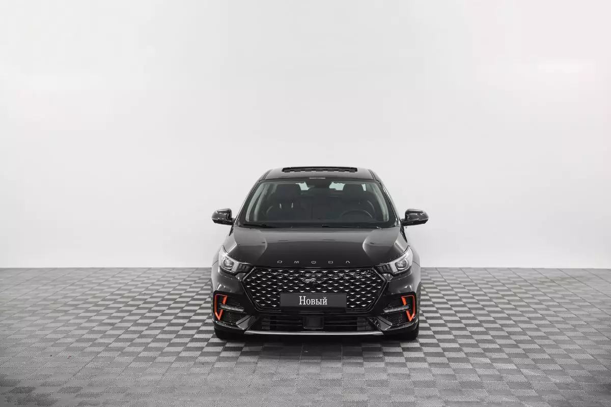 Автосалон: Omoda S5