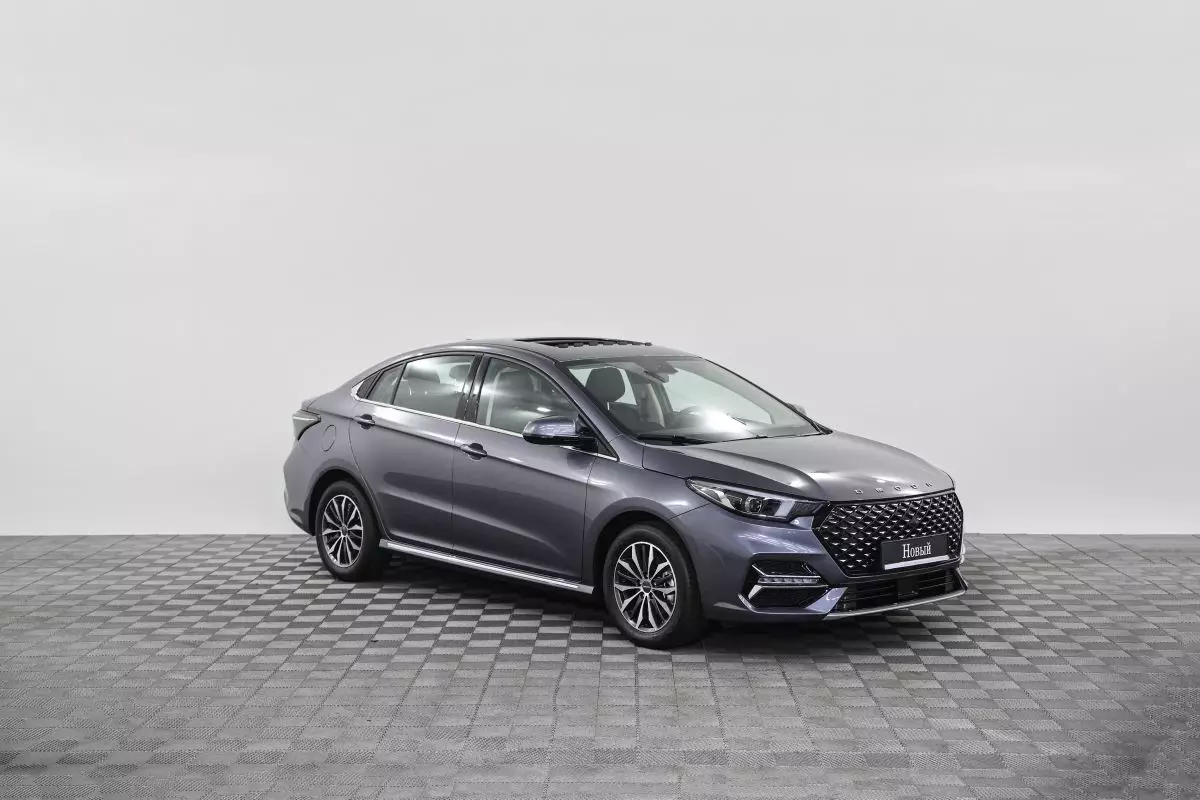 Автосалон: Omoda S5