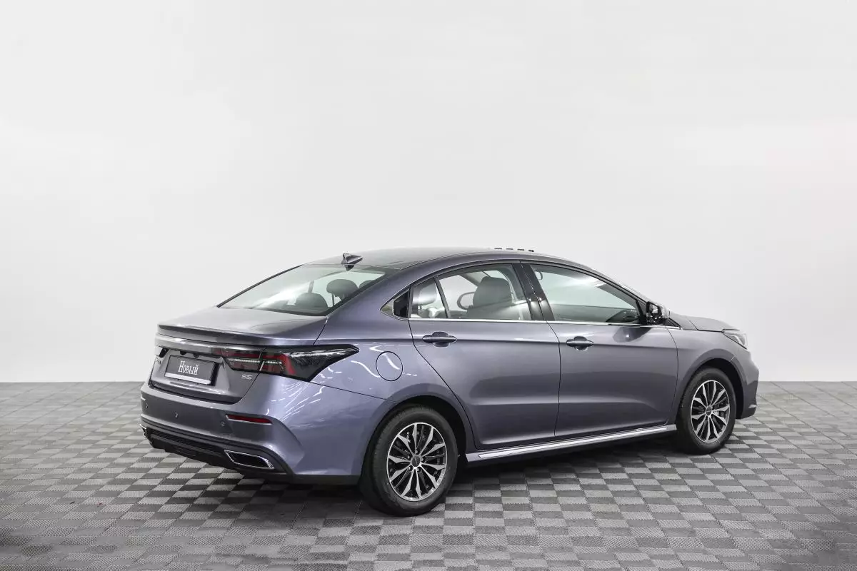 Автосалон: Omoda S5