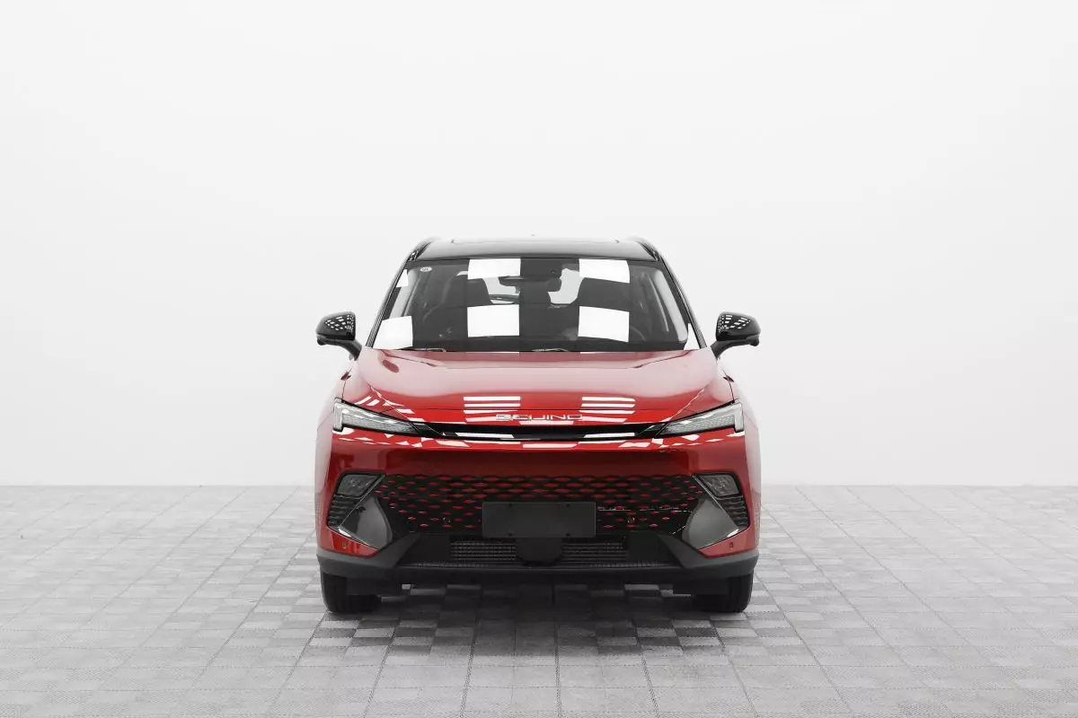 Автосалон: Baic X55