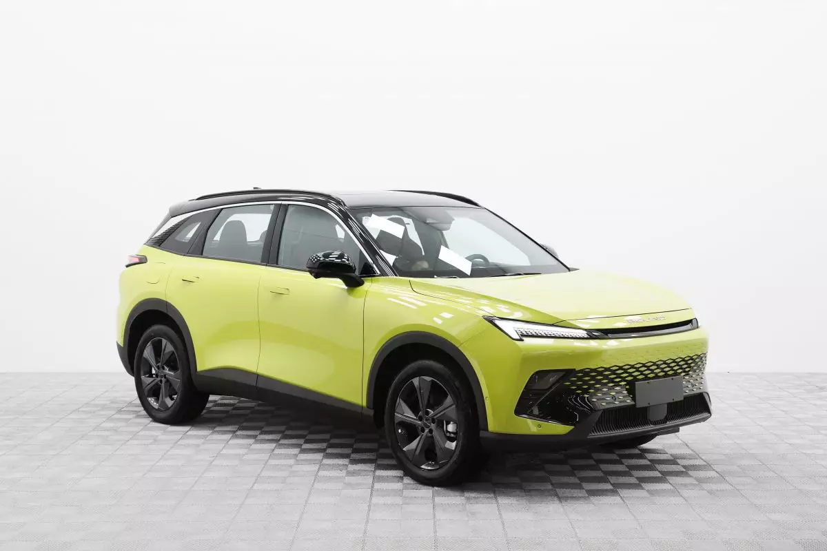Автосалон: Baic X55