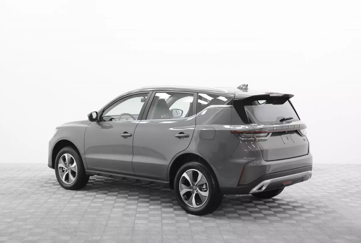 Автосалон: Livan X6 Pro