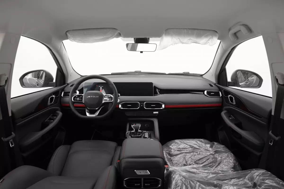 Автосалон: Jetour X50