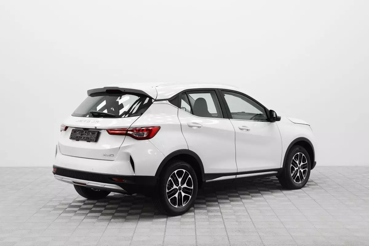 Автосалон: Jetour X50
