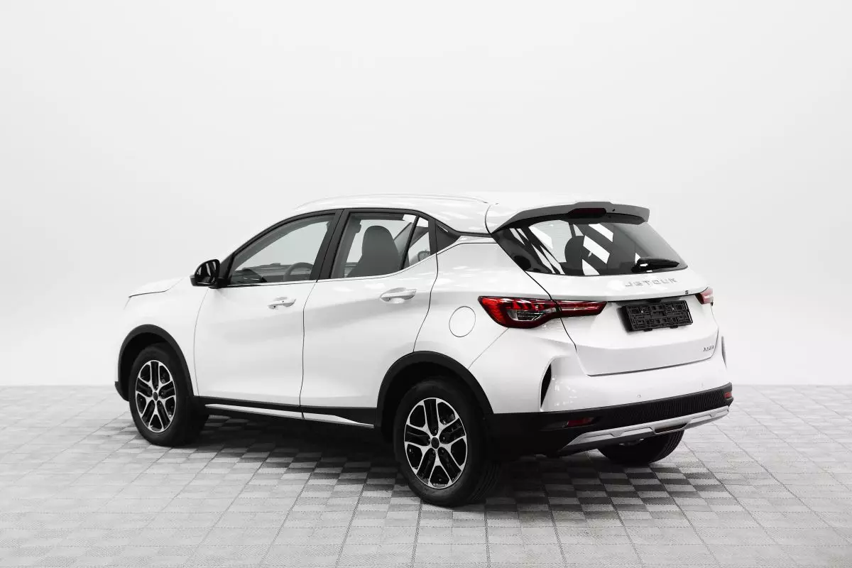 Автосалон: Jetour X50