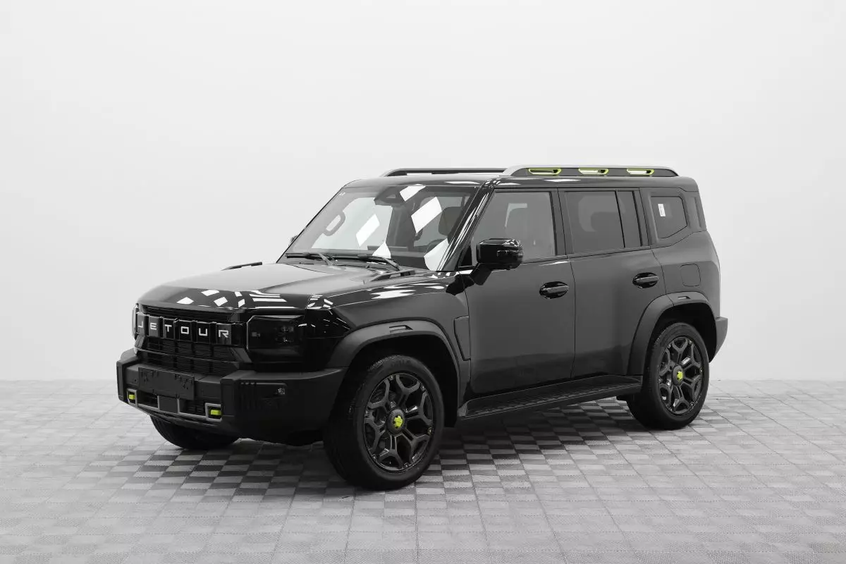 Автосалон: Jetour T2