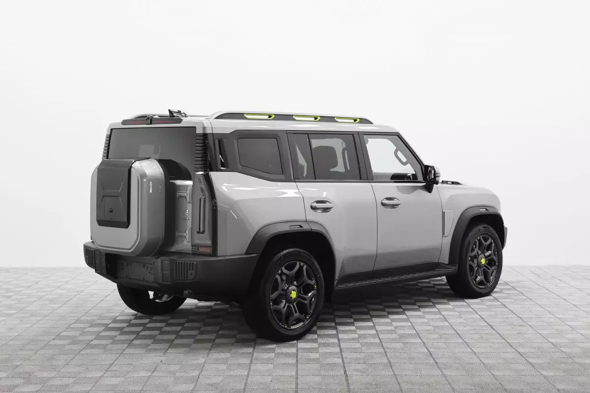 Автосалон: Jetour T2