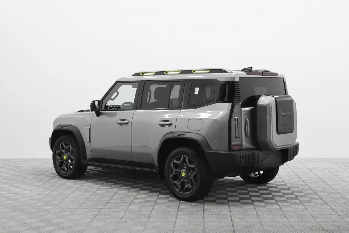Автосалон: Jetour T2