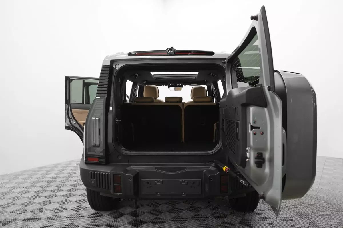 Автосалон: Jetour T2