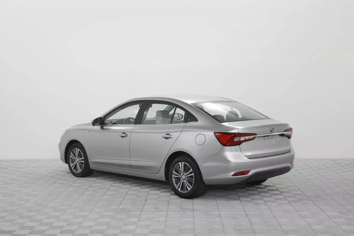 Автосалон: Mg 5