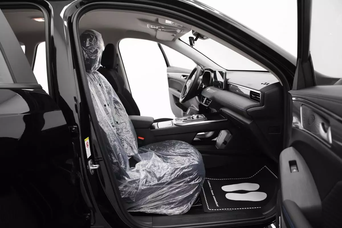 Автосалон: Haval New Jolion