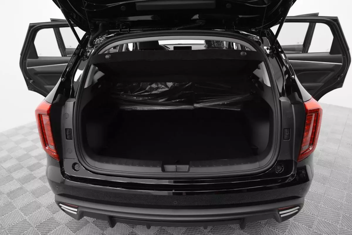 Автосалон: Haval New Jolion