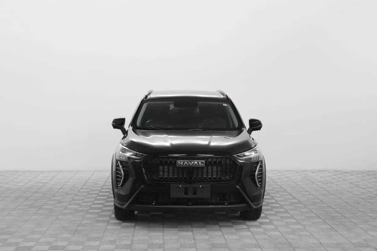 Автосалон: Haval New Jolion